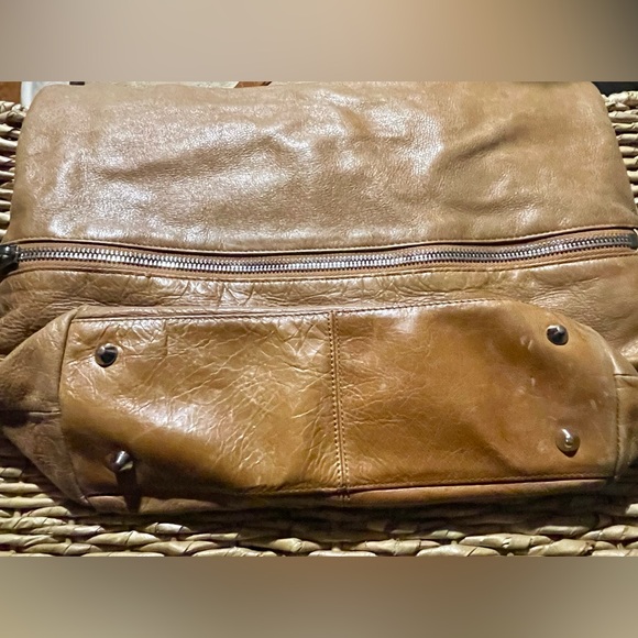 Women’s Hobo International Genuine Leather handbag bag - Picture 3 of 8